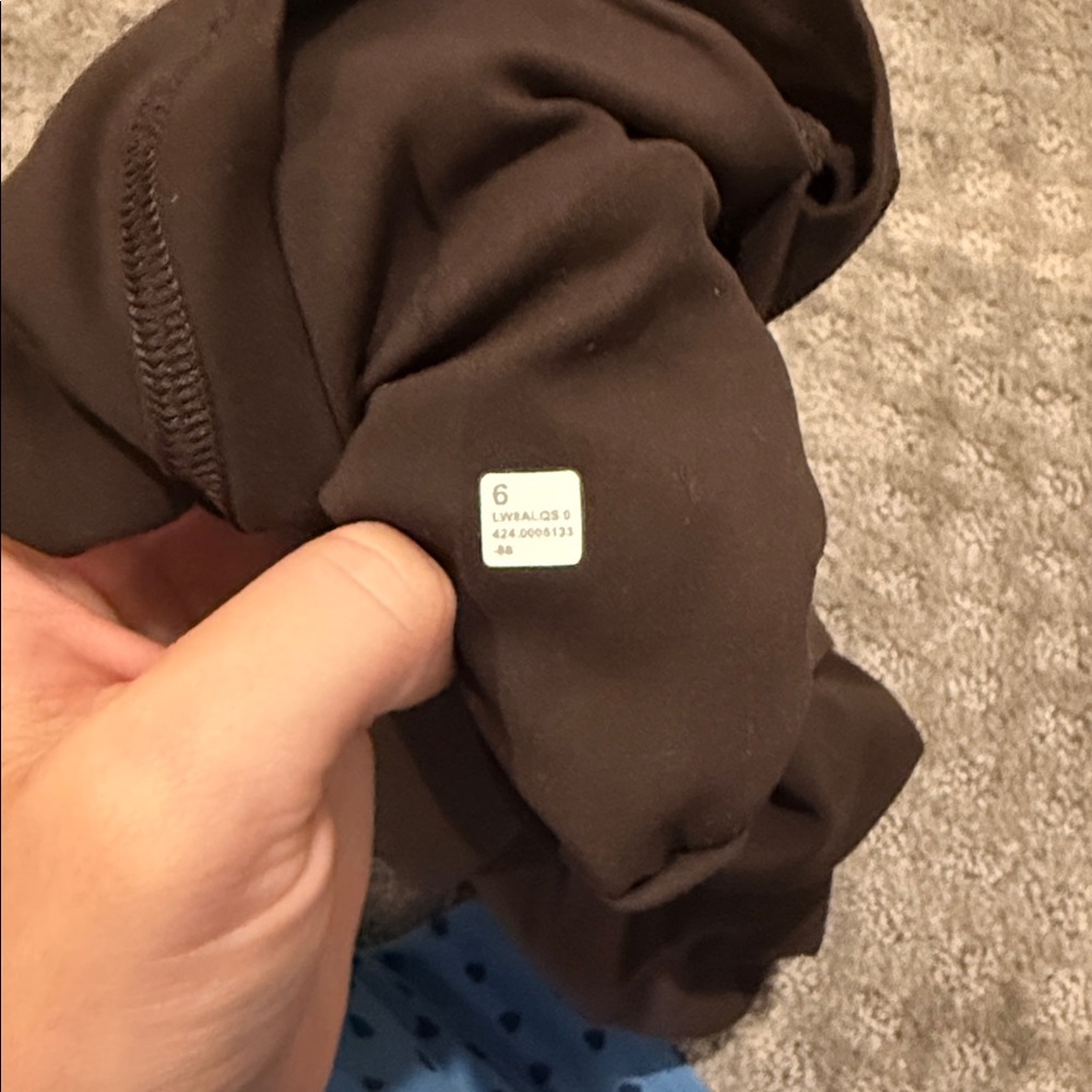 Size 6 Lululemon Brown Strappy Sports Bra and Skirt Set - Picture 3 of 4